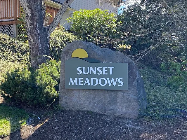 2 bed, 1038 sqft, $1,950 — Photo 3