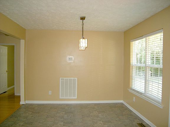 5th image of 1231 Dellrose Dr