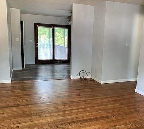 Living Room / Kitchen view