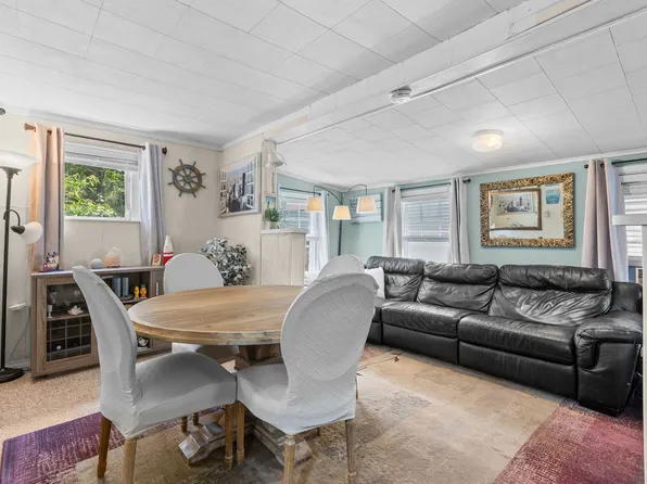 32 Tier Street image 17 of 22