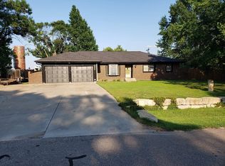 3006 SE Starlite Dr, Topeka, KS 66605