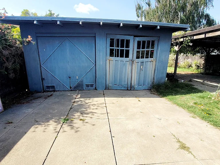 400 Maud Ave — Photo 21