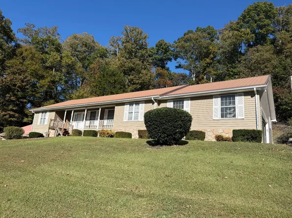 290 Whitaker Hollow Rd, Rocky Top, TN 37769