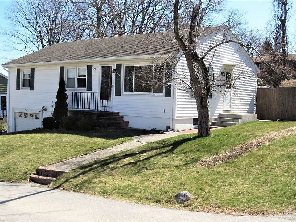 2nd image of 8 Forest Hill Dr