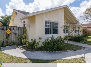 3360 SW 1st Ct, Deerfield Beach, FL 33442