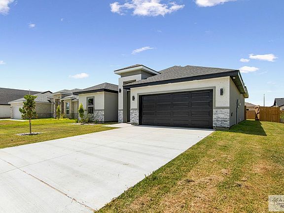 3rd image of 211 Brooks Cir N #94