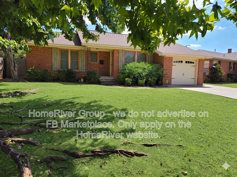 1st image of 2832 NW 66th St