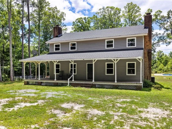 6621 Cox Rd, Wilsons, VA 23894