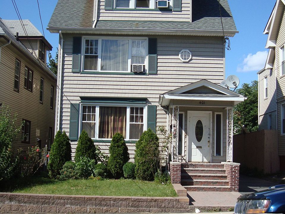 2nd image of 401 3rd Ave W