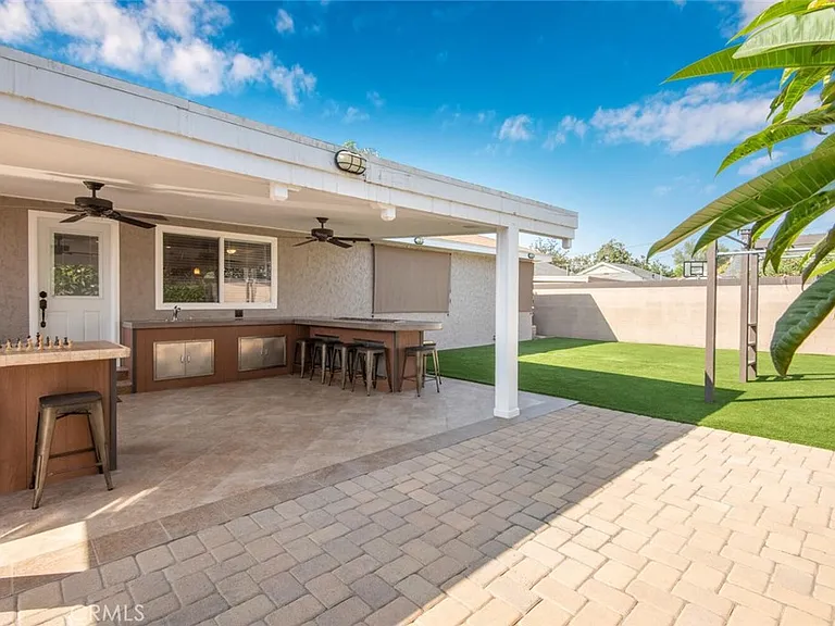 5818 Woodruff Ave — Photo 28