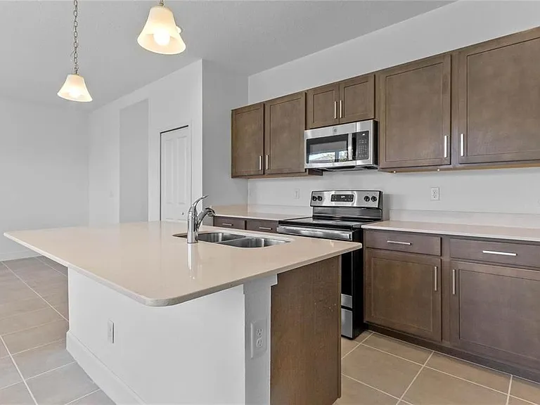 1345 Captiva Cv — Photo 14