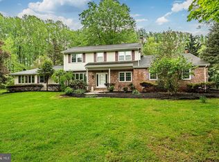 64 Mill Rd, Schwenksville, PA 19473