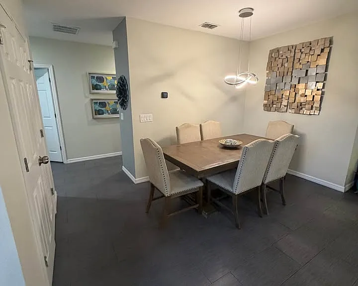 572 Sardinia Cir — Photo 5