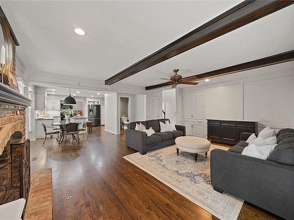 5th image of 9805 W 121st Ter