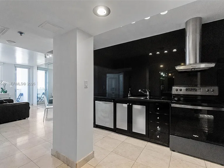 100 Lincoln Rd #1020 — Photo 3