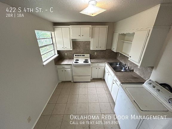 2nd image of 422 S 4th St #C