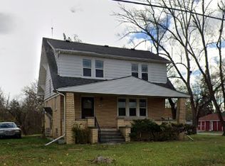 19604 Farmington Rd, Livonia, MI 48152