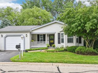 3538 Blue Heron Cir, Grayslake, IL 60030