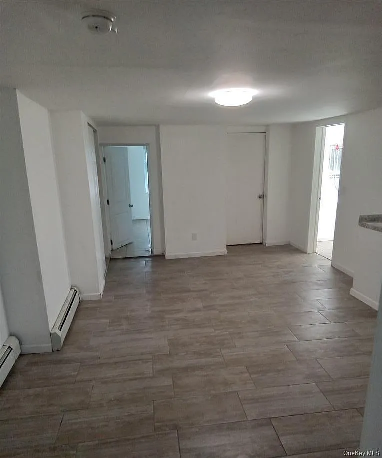 1 bed, 1.0 bath, $1,700 — Photo 3
