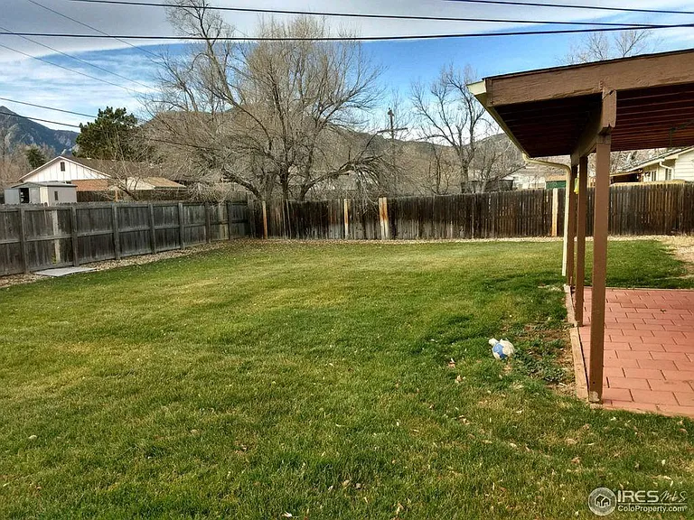3190 Euclid Ave — Photo 3