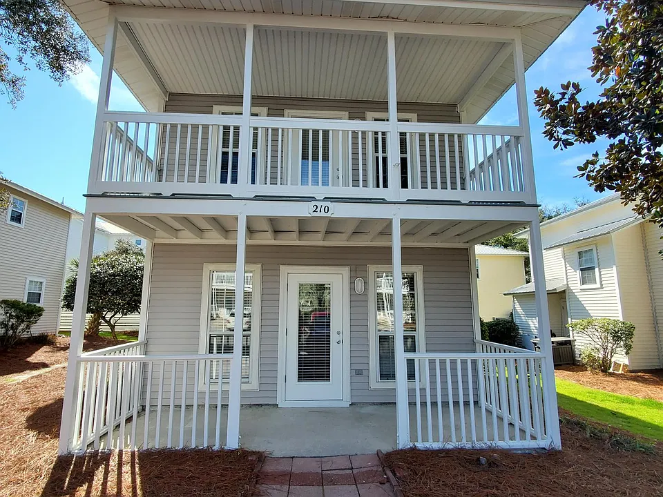 210 Redfish Cir
