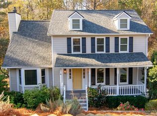 2885 Shurburne Dr, Alpharetta, GA 30022