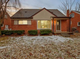 7530 Merrick St, Taylor, MI 48180