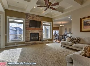 9711 Marcel Cir, Lincoln, NE 68526