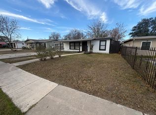 1635 Basse Rd, San Antonio, TX 78213
