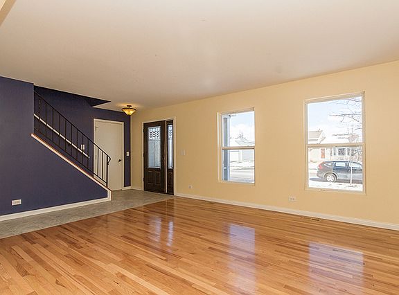 3rd image of 2791 Briarcliff Ln