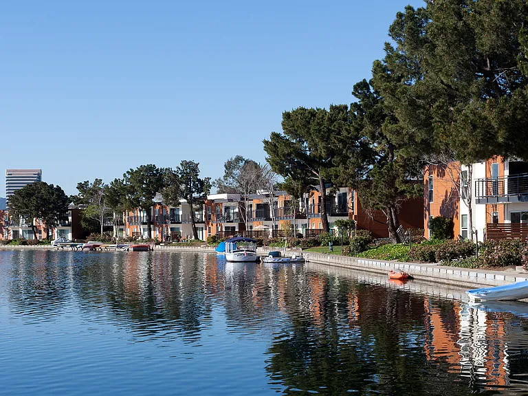 Waters Edge — Photo 12