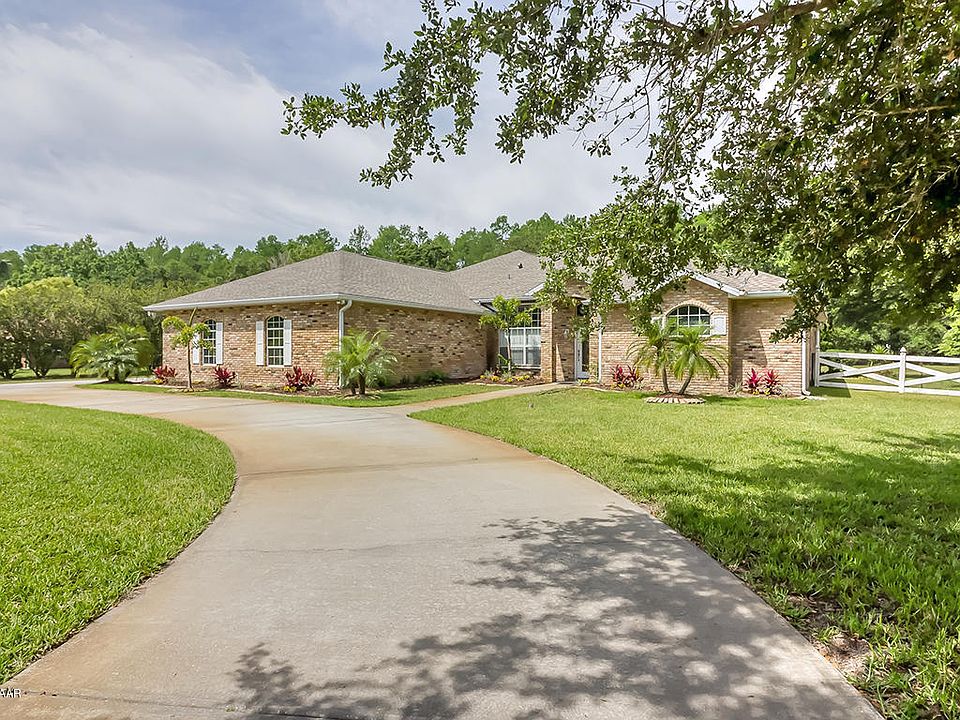 1st image of 250 Country Circle Dr E