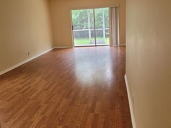 3rd image of 8450 Lagos De Campo Blvd APT 110