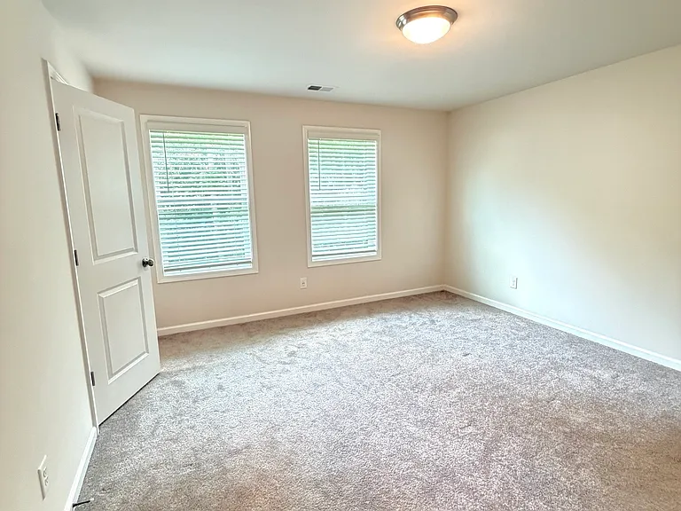 111 Norse Creek Dr — Photo 12