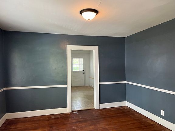 4th image of 705 Park Ave