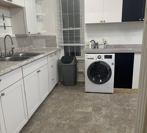 3rd image of 58 Elizabeth St #58