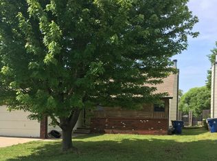 570 W 3rd St, Andover, KS 67002