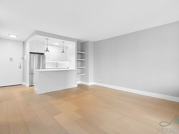3rd image of 330 E 39th St APT 29A