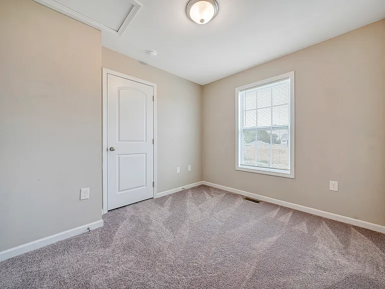 305 Lunaria Ln NW — Photo 16
