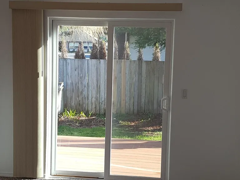 NW Cedar St — Photo 10