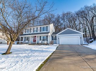 7410 Decosta Dr NE, Rockford, MI 49341