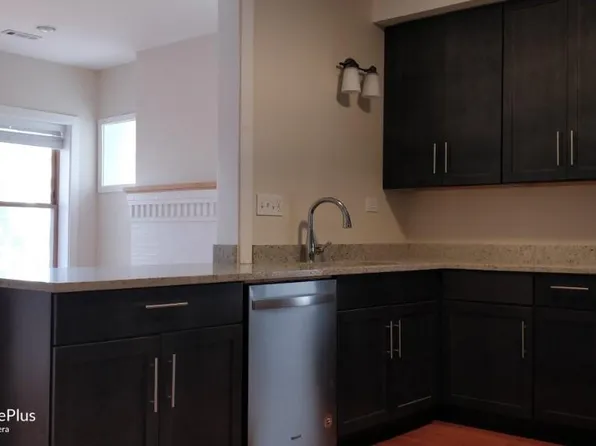 1845 W Greenleaf Ave #2, Chicago, IL 60626
