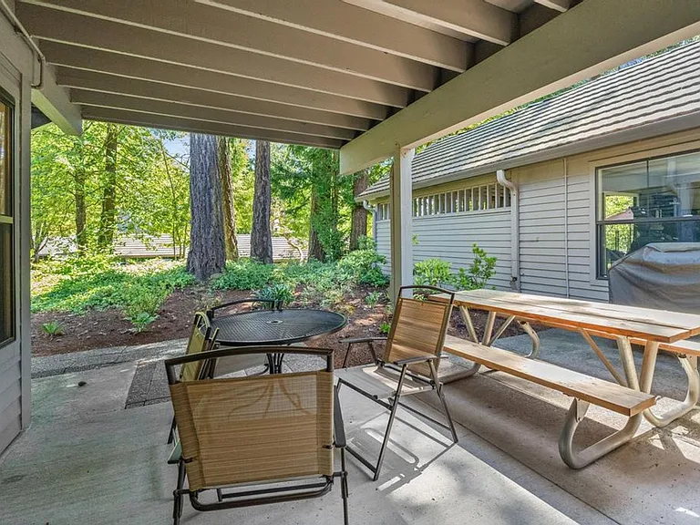 4000 Carman Dr #G108 — Photo 34