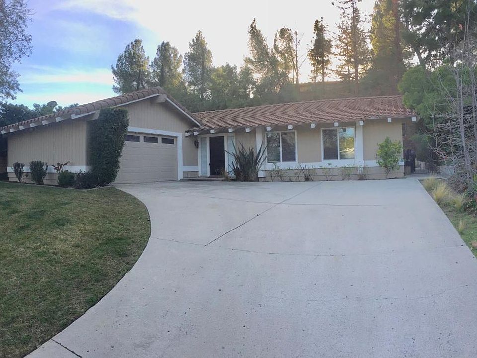 1st image of 1475 Briarglen Ave