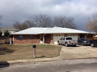 216/218 Mack Hollimon Dr, Kerrville, TX 78028