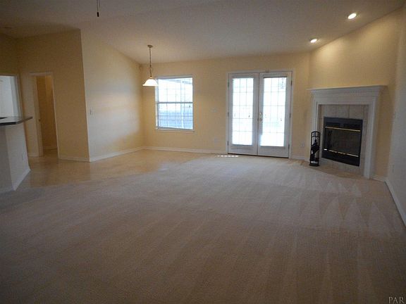 3rd image of 3236 Massena Dr