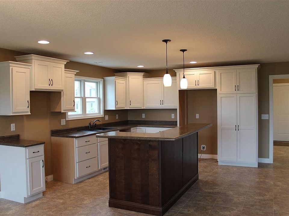 1st image of 509 Rivermist Dr