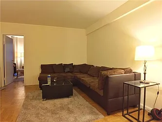 Rented by Century 21 Metropolitan