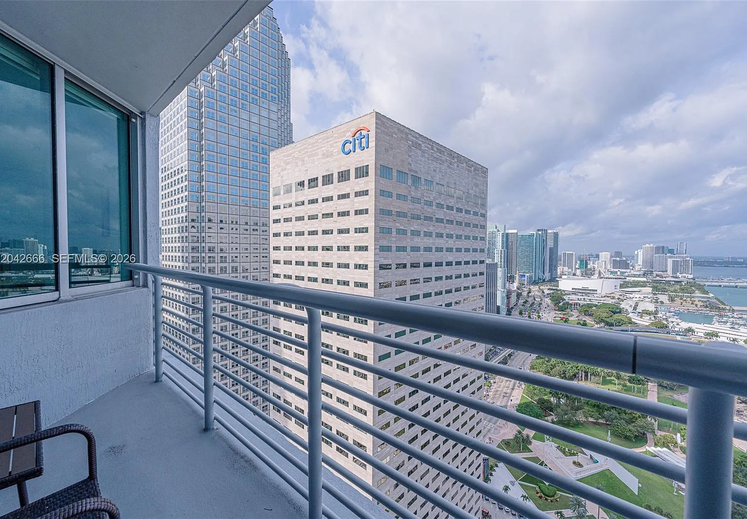 One Miami West Condo — Photo 2