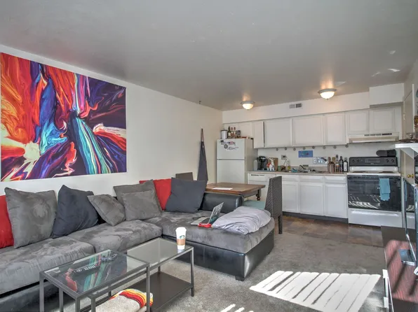 Crestview Townhomes